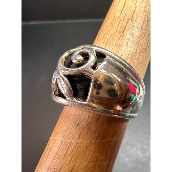 Vintage sterling silver black onyx ring size 5 - Picture 5 of 15